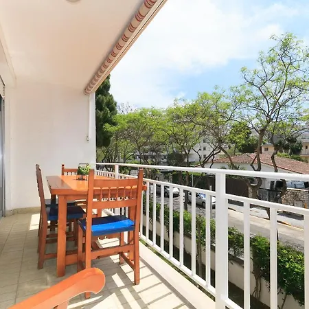 Uhc Sayonara Apartment Salou