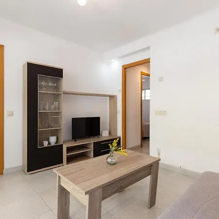 Uhc Sayonara Apartment